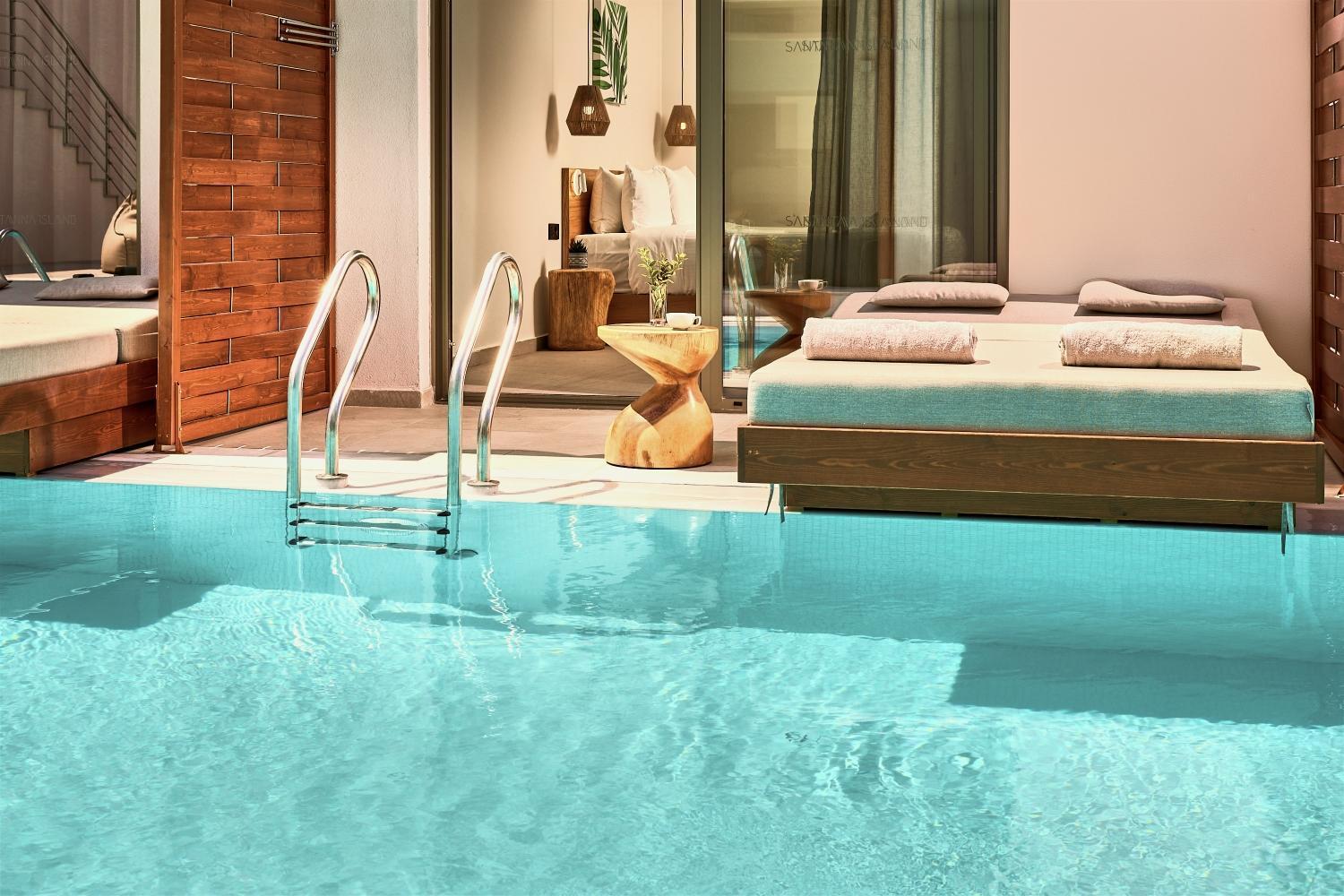 Hotel Enorme Santanna Island